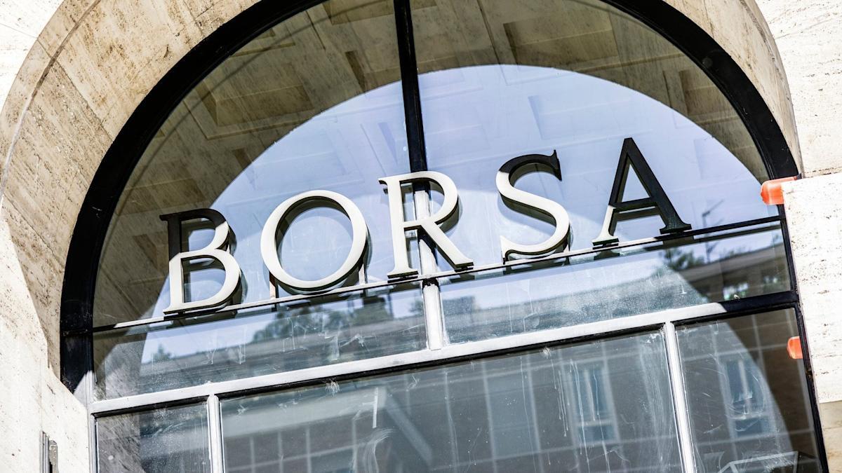 I titoli del giorno Piazza Affari: Nexi crolla dopo i cambiali, bene Fineco