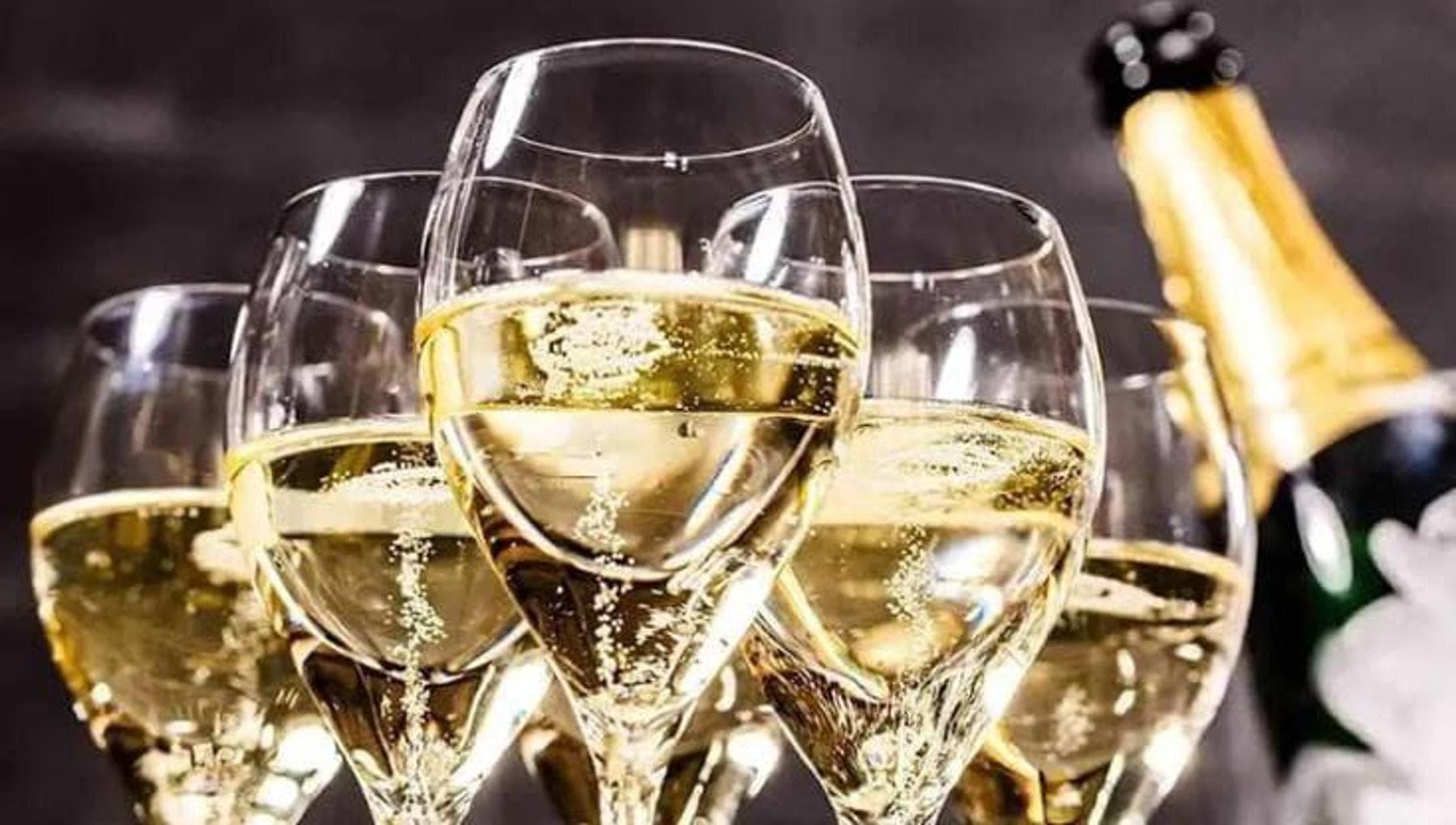 From Conegliano to Palermo, Ten Bubbles to Celebrate the New Year - La