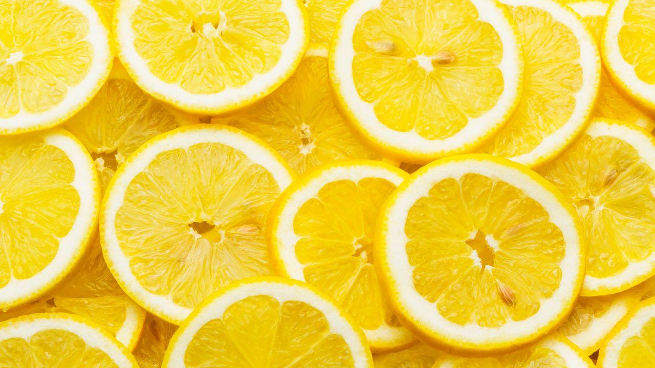 Eat lemons daily healthy?|Italian cuisine