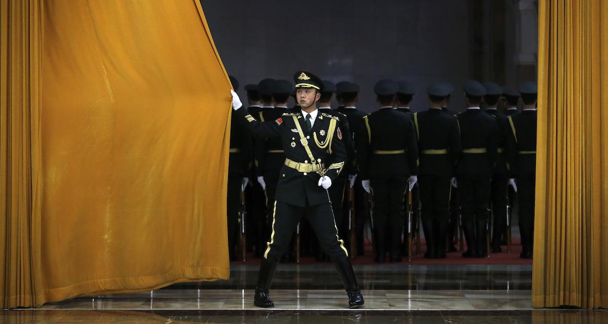 Xi Jinping rimuove molti ufficiali dellesercito cinese - lavoro